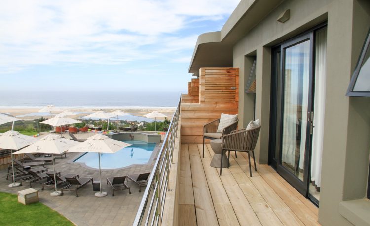 12 Super special getaway offers for Mother’s AND Father’s Day!